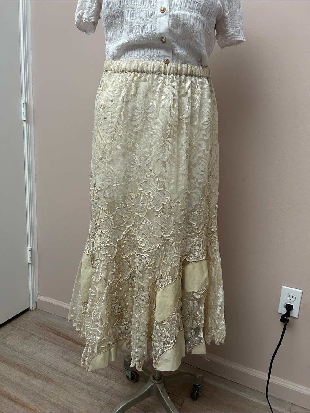 VTG lace suede layered beaded midi Floral Mermaid Skirt - Cream size M - Picture 10 of 14